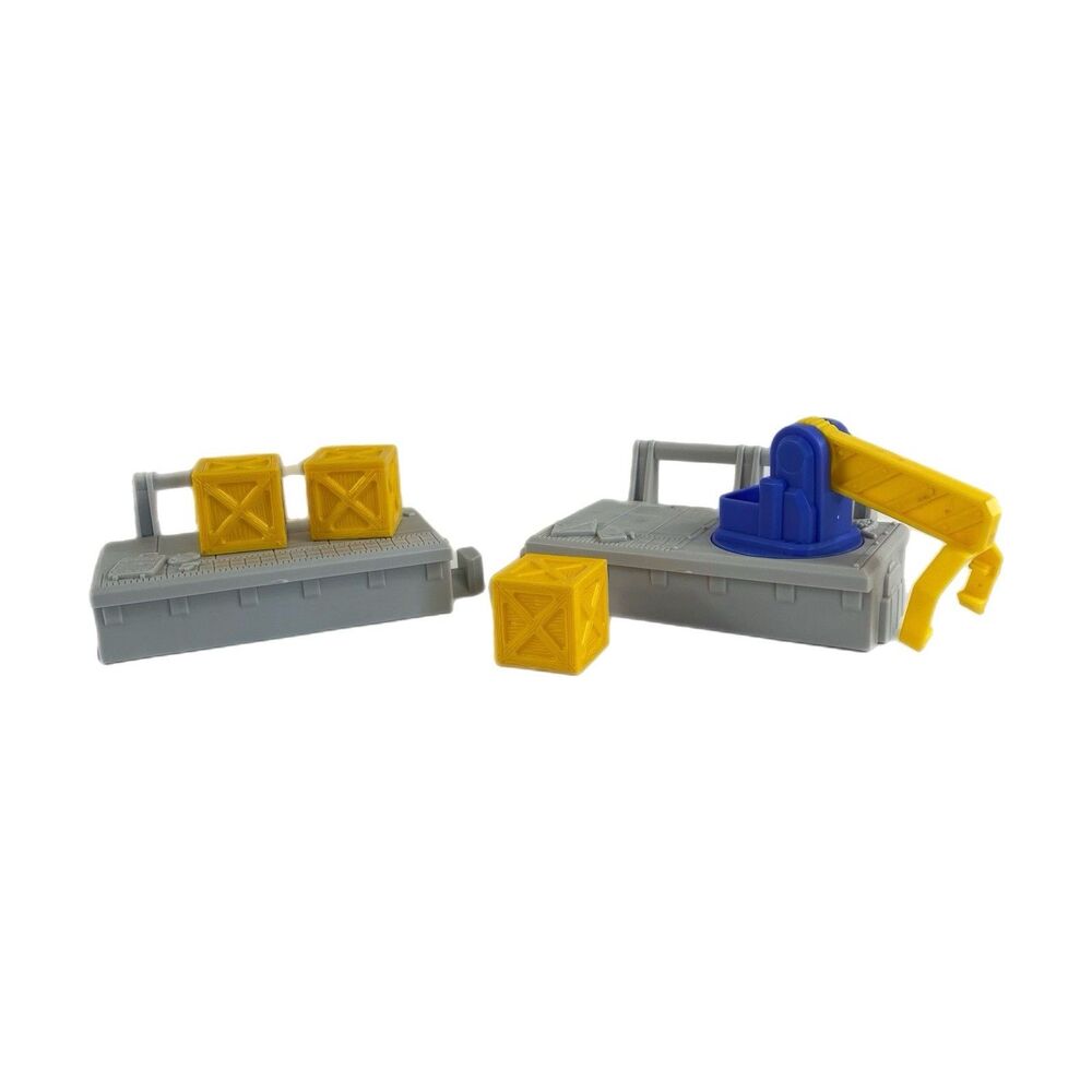 Fisher Price GeoTrax Railroad Cargo Platforms - One With Crane